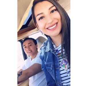 Meet your Posher, Amryn